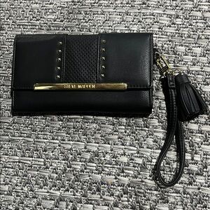 Steve Madden | Black Wristlet with Gold Hardware
